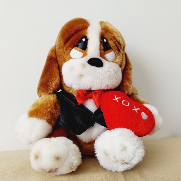 Vintage Collectible Sad Sam Plush Puppy Holding Heart George Valentino - Picture 1 of 11